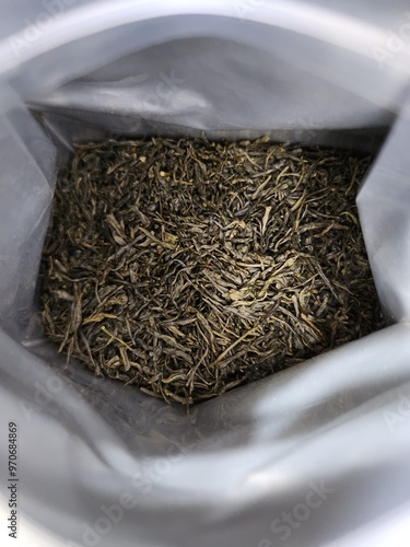 Obraz na plátně Loose-Leaf Chinese Green Tea in a Bag