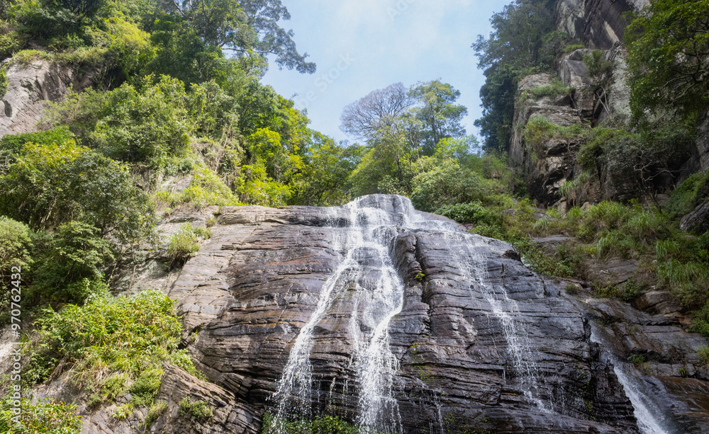 Obraz premium waterfall in the mountains