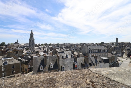 Vue d'ensemble de la ville, ville de Avranches, département de la Manche, France photo