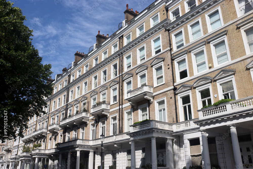 Viktorianische Altbaufassaden in Kensington, London Viktorianische Altbaufassaden in Kensington, London