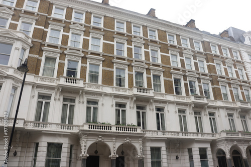 Obraz na płótnie Viktorianische Altbaufassaden in Kensington, London w salonie