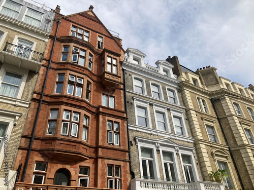 Obraz na płótnie Altbaufassaden im Zentrum von London w salonie