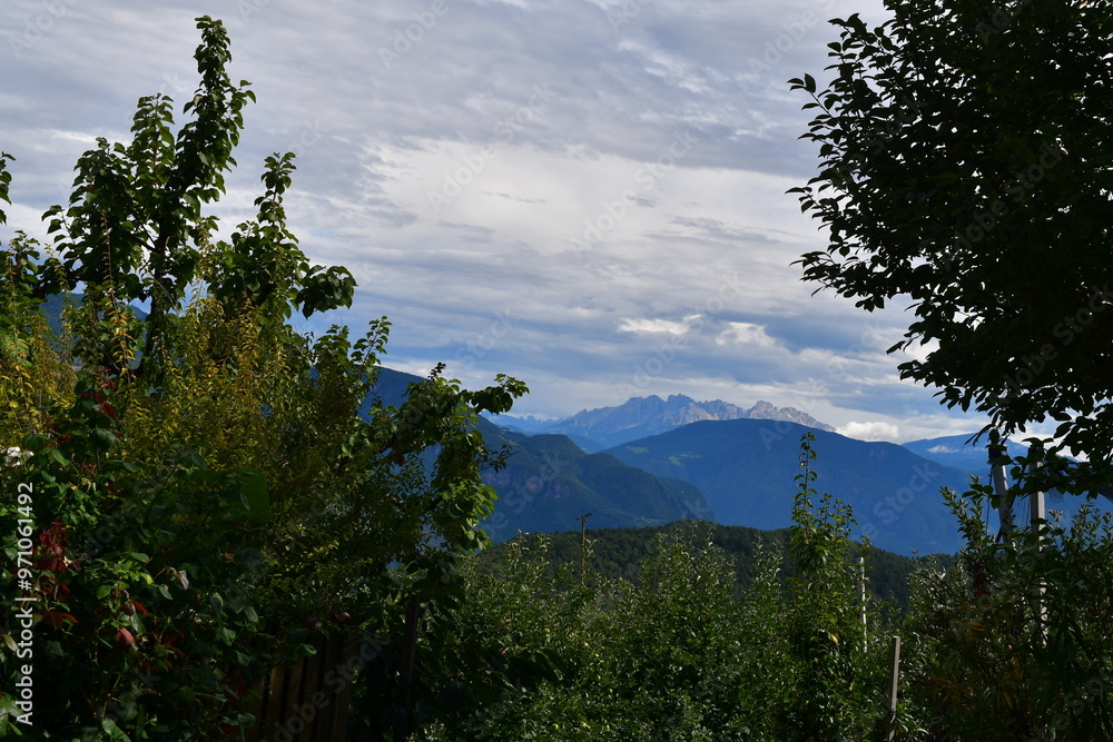 Schöne Landschaft bei Tisens in Südtirol