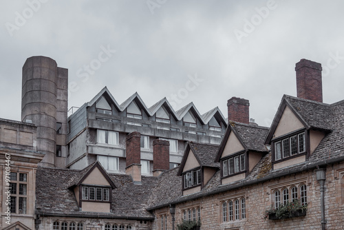 Building roofs