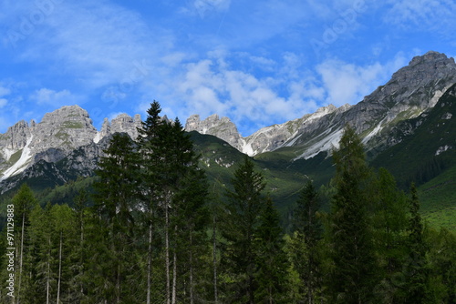 Obraz na płótnie Schöne Landschaft im Stubaital in Tirol w salonie
