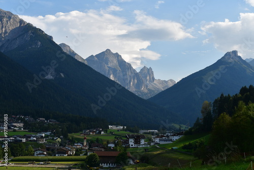 Obraz na płótnie Schöne Landschaft bei Neustift im Stubaital w salonie