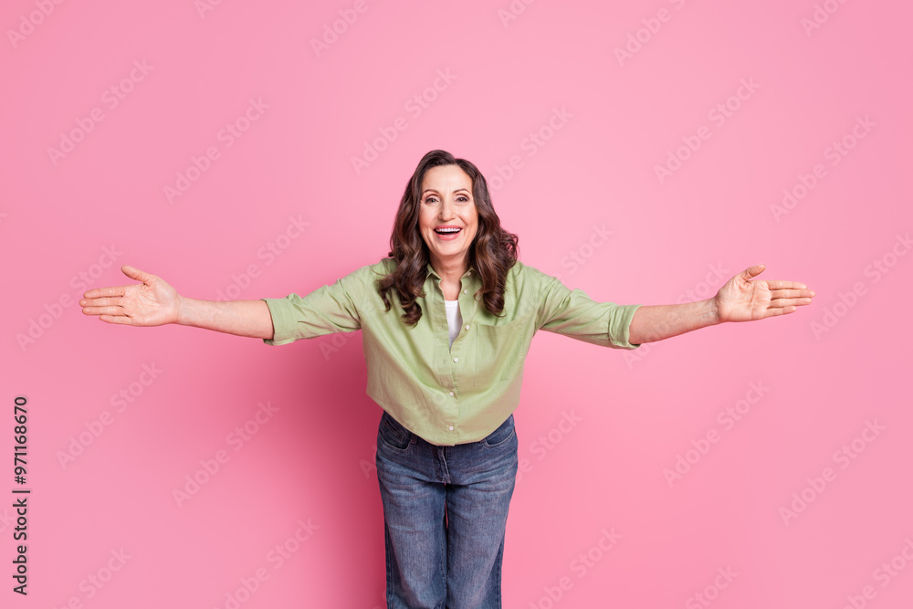 Full length body photo of lovely grandmother pensioner happy see you open arms greetings isolated on pink color background