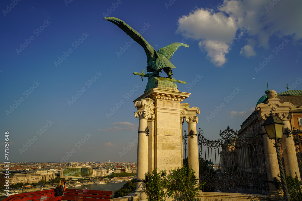 Fototapeta premium statues of Budavar palace and castle district