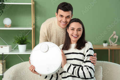 Young couple with modern ro...