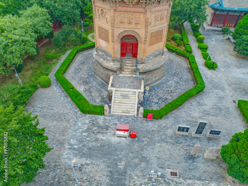 Wenfeng Pagoda of Tianning Temple in Anyang, Henan photo