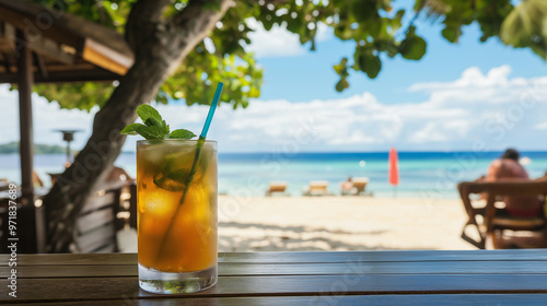 Bebidas refrescantes de verão com uma vista deslumbrante da praia