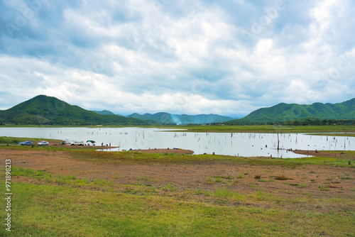 ラムタプーン ダム　スパンブリー・タイ　อ่างเก็บน้ำลำตะเพิน Lam Taphoen Dam at Supan Buri, Thailand photo