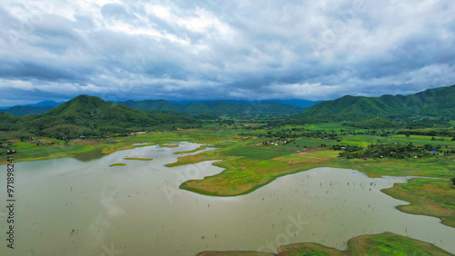 ラムタプーン ダム　スパンブリー・タイ　อ่างเก็บน้ำลำตะเพิน Lam Taphoen Dam at Supan Buri, Thailand photo