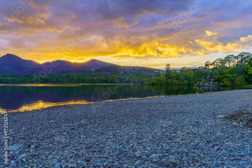 Obraz na płótnie Sunset view of Derwentwater lake, the Lake District w salonie