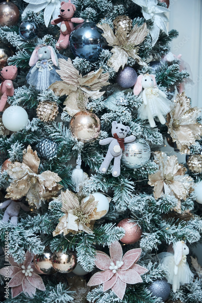 The decor of a children's Christmas tree. The decor of a children's Christmas tree.