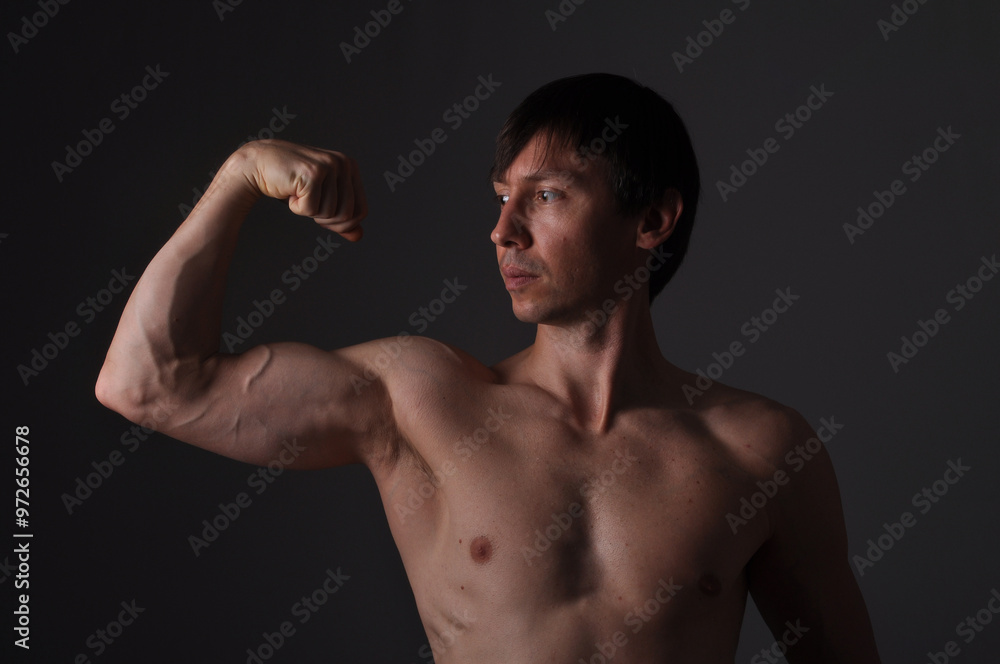 homem musculoso corpo fitness homem musculoso corpo fitness
