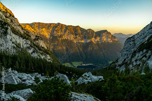 Eine wunderschöne Spätsommer Wanderung durch die Berchtesgadener Alpenlandschaft bis zum Blaueisgletscher - Berchtesgaden - Bayern - Deutschland