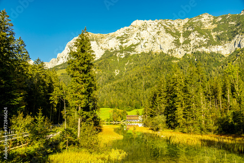 Eine wunderschöne Spätsommer Wanderung durch die Berchtesgadener Alpenlandschaft bis zum Blaueisgletscher - Berchtesgaden - Bayern - Deutschland photo