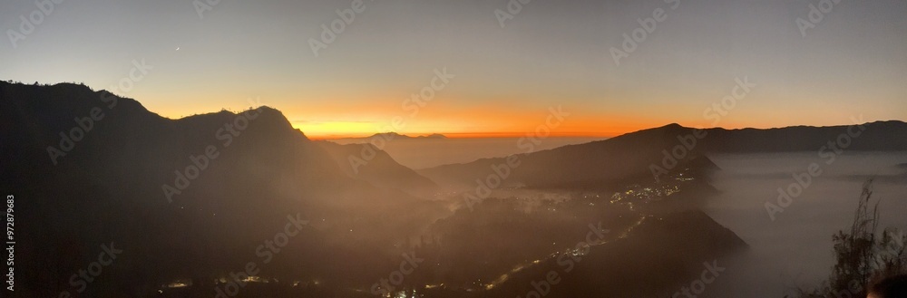 Obraz premium Sunrise at Mt Bromo, Indonesia