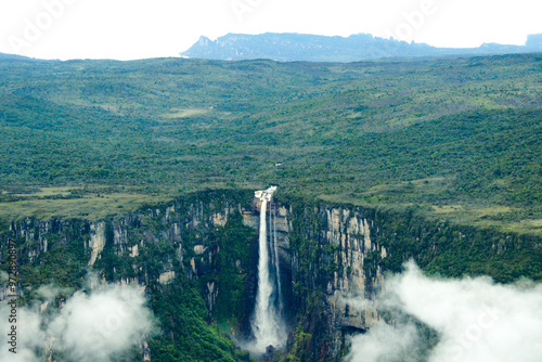 Churún Vena waterfall, dropping 400 m from the plateau of Auyan Tepui, aerial view, Venezuela photo