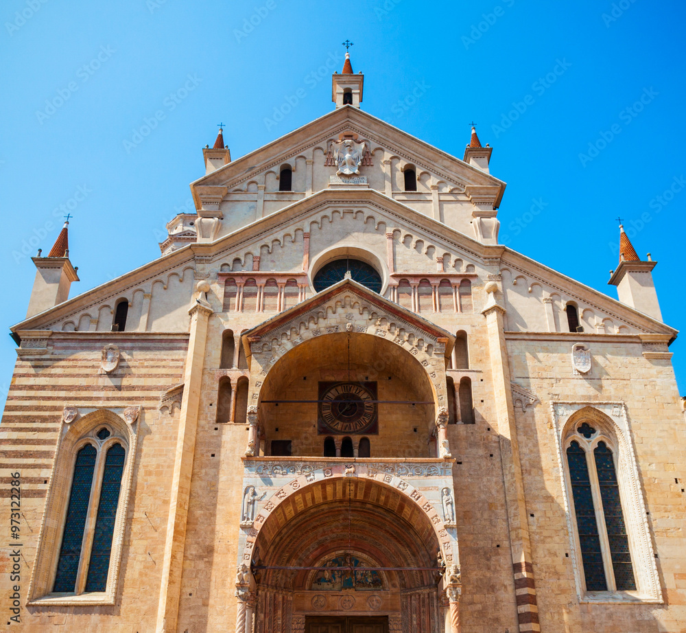 Fototapeta premium Verona Cathedral or Duomo, Italy