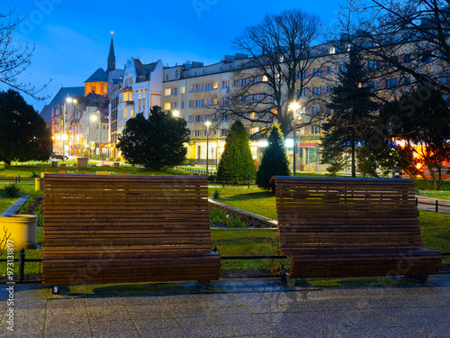 2024-04-05 ; evening view of the central street, kolobrzeg poland