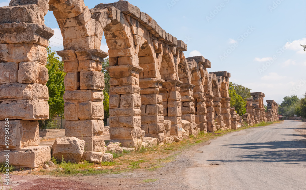 Roman aqueduct in ancient city Tyana - Kemerhisar, Bor Roman aqueduct in ancient city Tyana - Kemerhisar, Bor