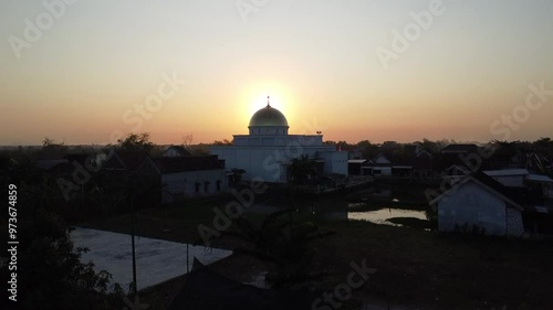 Panoramic aerial video of the mosque view in the morning.