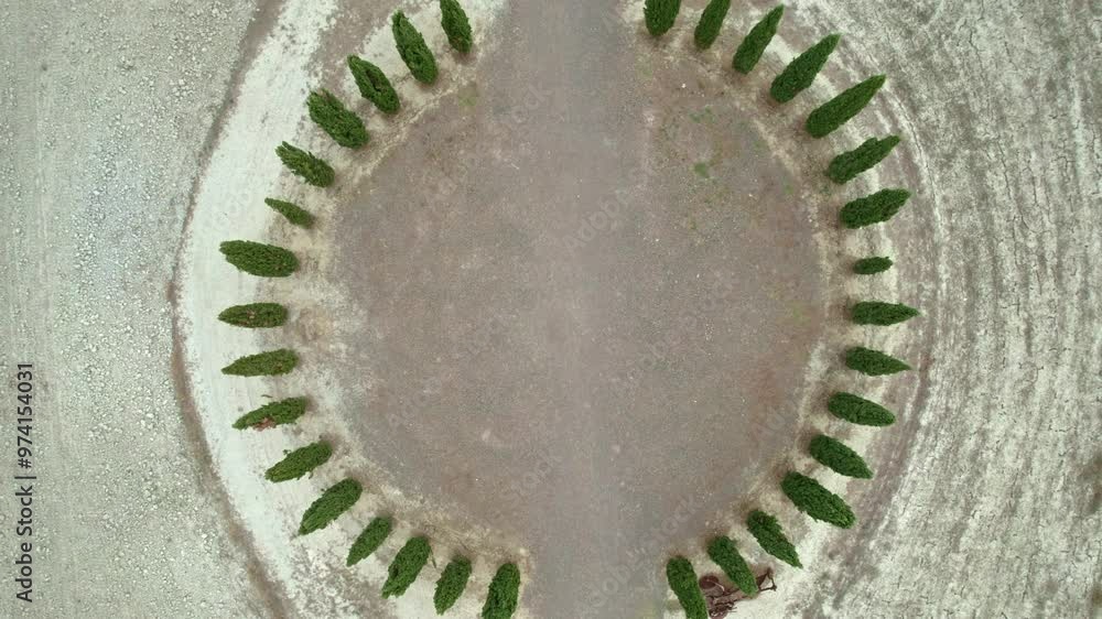 Siena 2024. Aerial view of the famous Cipressi Ring, a small tree-lined circle very famous because it is present in many films. September 2024, Tuscany, Italy Siena 2024. Aerial view of the famous Cipressi Ring, a small tree-lined circle very famous because it is present in many films. September 2024, Tuscany, Italy
