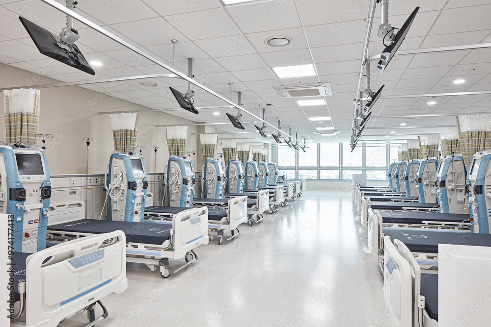 The interior space of a hospital where various equipment and beds are installed. The interior space of a hospital where various equipment and beds are installed.