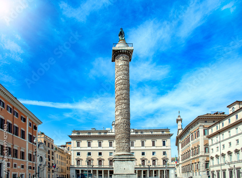 Fotografie Column of Marcus Aurelius in Rome, Italy