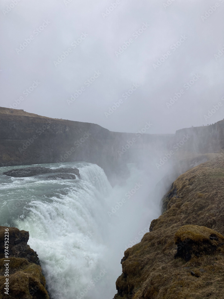 Fototapeta premium Waterfall 1