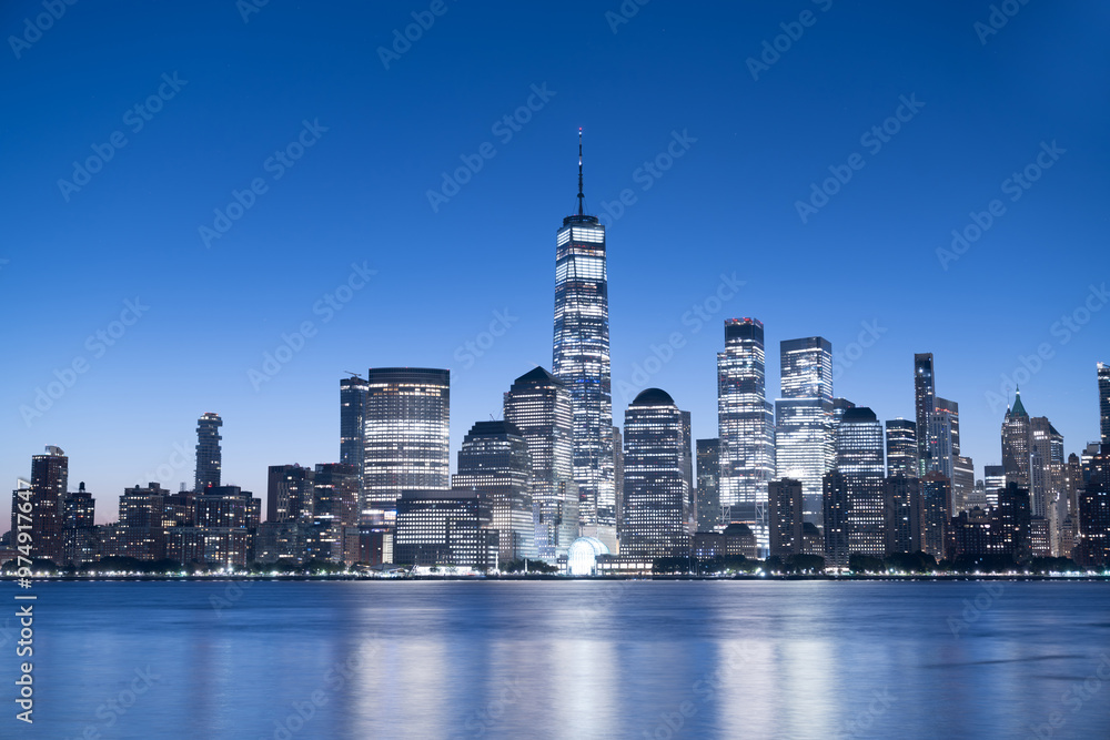Obraz premium NewYork city skyline at Night, New York, United States of America