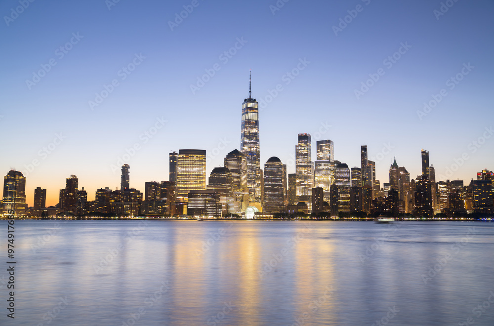 Obraz premium NewYork city skyline at Night, New York, United States of America