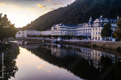 Bad Ems im Lahntal hat schöne historische Gebäude, gemütliche Gassen und viel Natur zu bieten. Tipps für die Bad Ems Sehenswürdigkeiten