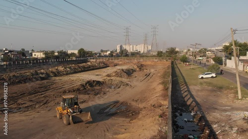 Imagem aérea de canteiro de obras