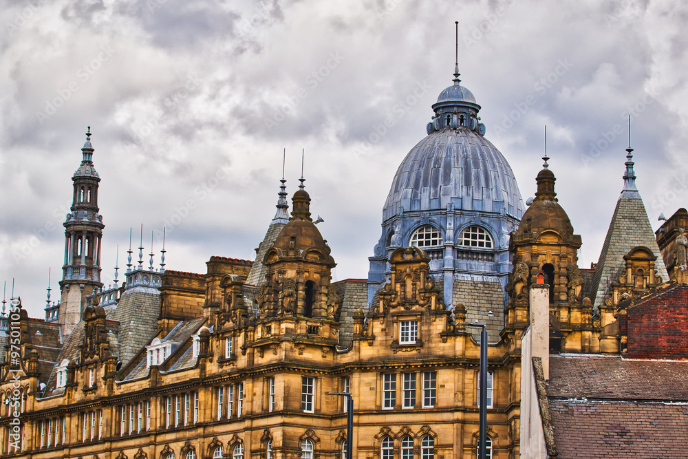 Obraz premium Historic Architecture with Domes and Spires in Leeds, UK