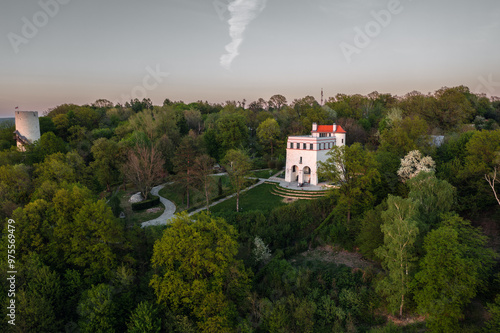 Obraz na płótnie Summer skyline cityscape of Kazimierz Dolny, Lesser Poland (Małopolska). Villa of Tadeusz Pruszkowski w salonie