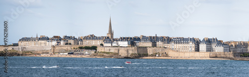 Bild auf Leinwand View to Saint-Malo city old town from Dinard promenade, Brittany, France