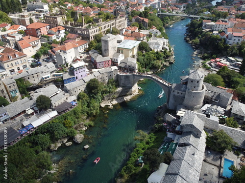 Obraz na płótnie Drone aerial shot of Bosnia, Mostar, Stari Most Bridge w salonie