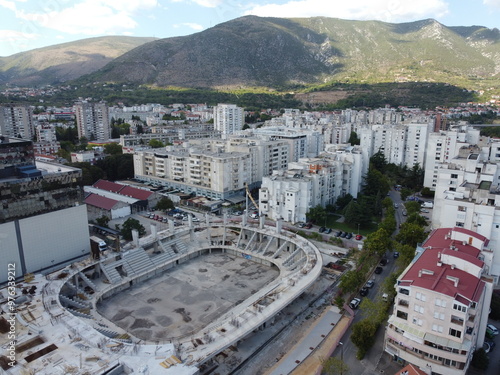 Obraz na płótnie Drone aerial shot of Bosnia, Mostar, Stari Most Bridge w salonie