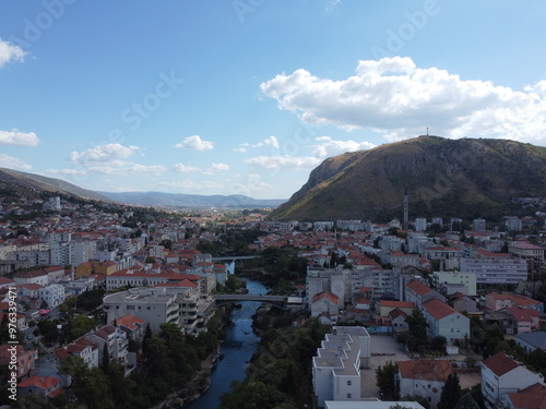 Obraz na płótnie Drone aerial shot of Bosnia, Mostar, Stari Most Bridge w salonie