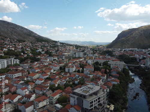Obraz na płótnie Drone aerial shot of Bosnia, Mostar, Stari Most Bridge w salonie