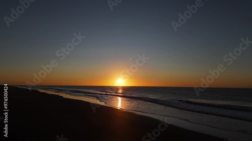 AMANECER EN EL MAR