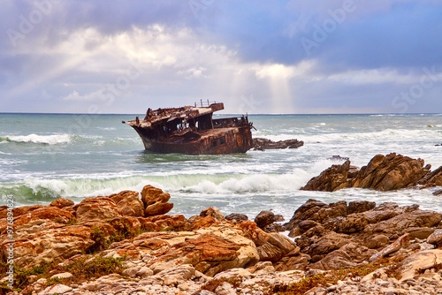 Eine Reise durch Südafrika. Schiffswrack bei Kap Agulhas