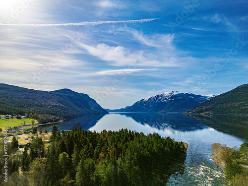 Norwegen, Norway, Tinnsja, Tinnsjå, See, Lake, River, Fluss, Episch, Wasser, Water, Deep, Düster, Berge, Mountain, Wolken, Wald, Forest, Grün, Green, Steine, Baum, Trees, Straßen, Streets, photo