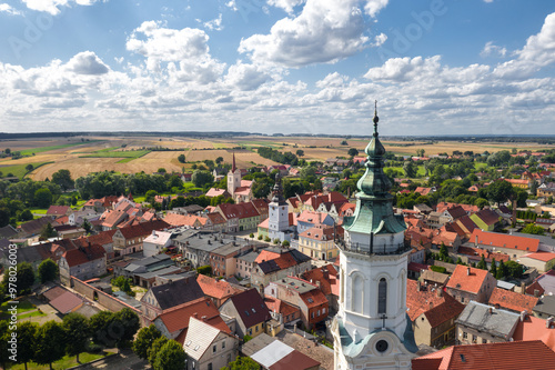 Obraz na płótnie Summer aerial skyline cityscape of Nowe Miasteczko, Nowa Sól County, Lubusz (lubuskie). Wide panoramic view of the old town and market square (Rynek) w salonie