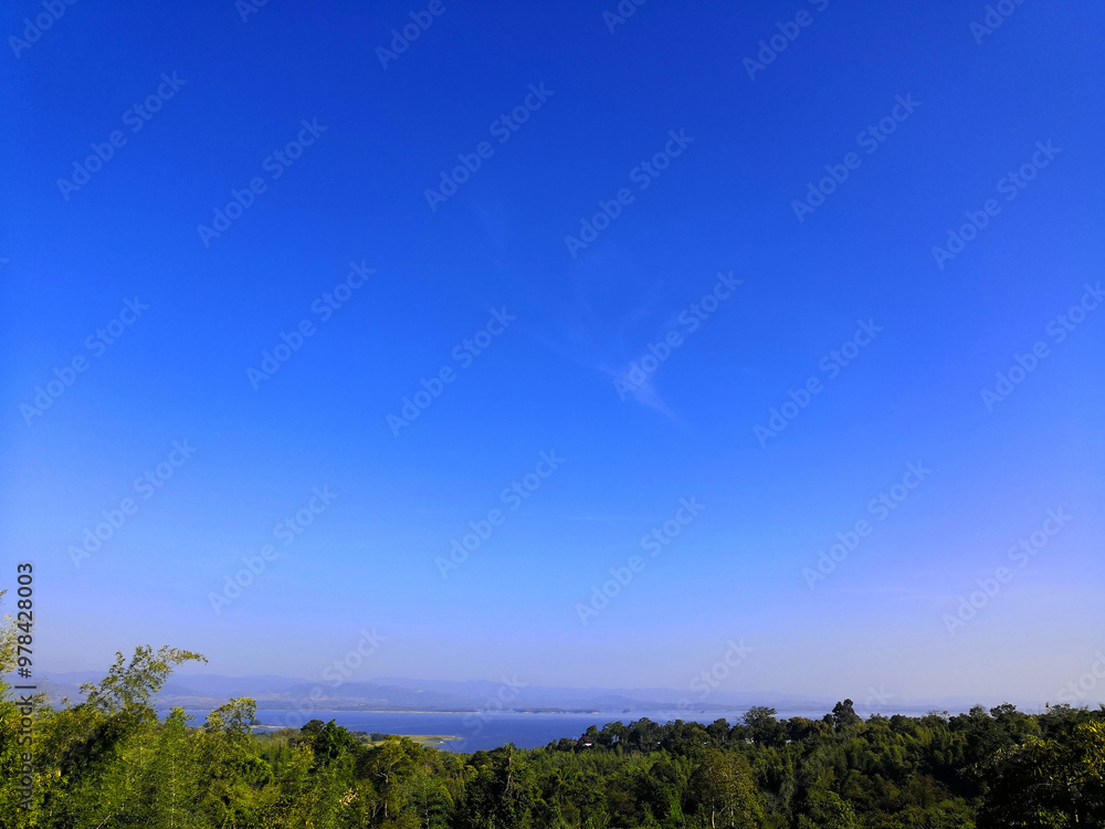 I love the clear sky