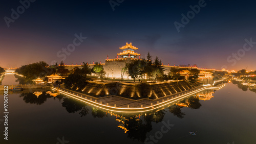 Photography Night view of Xi'an City Wall, China
