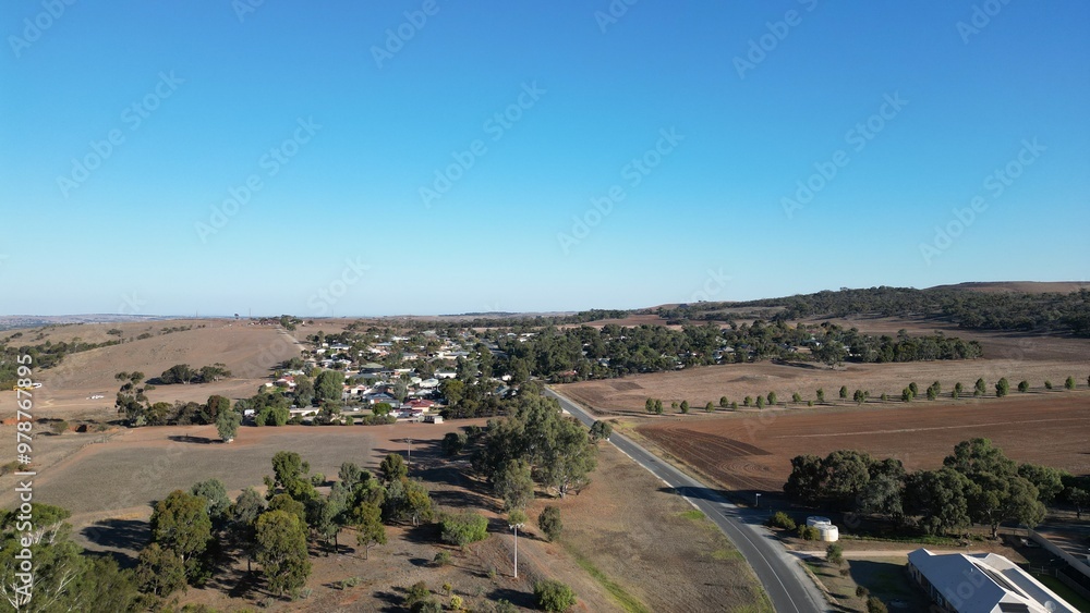 Hutton Reserve in Kanmantoo, SAの青空と街並み Hutton Reserve in Kanmantoo, SAの青空と街並み